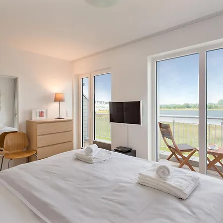 Meerliebe: Wasserblick, Terassen Mit Loungemoebeln, Kamin, Strandkorb Holiday home *